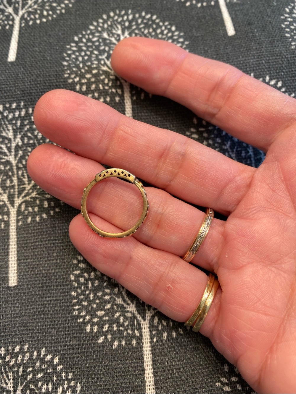 FINAL PRICE DROP‼️Floral Tri-Color Gold Ring - Picture 14 of 16
